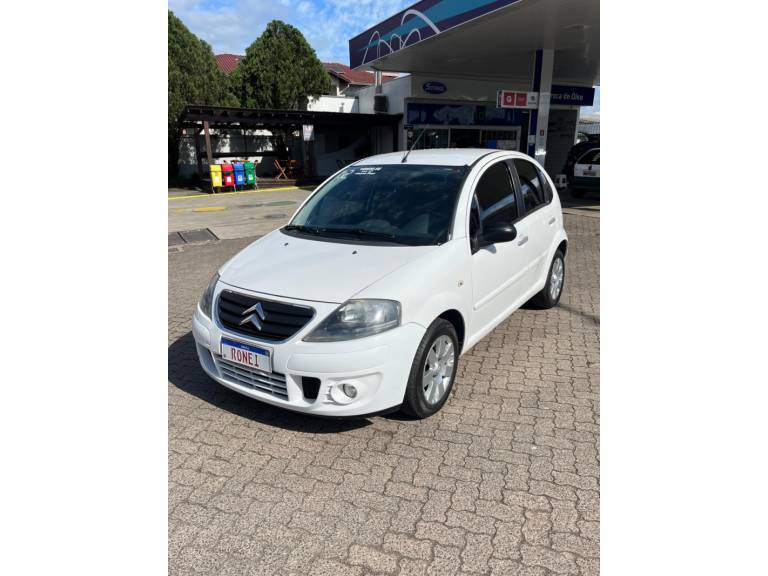 CITROËN - C3 - 2011/2012 - Branca - R$ 31.900,00