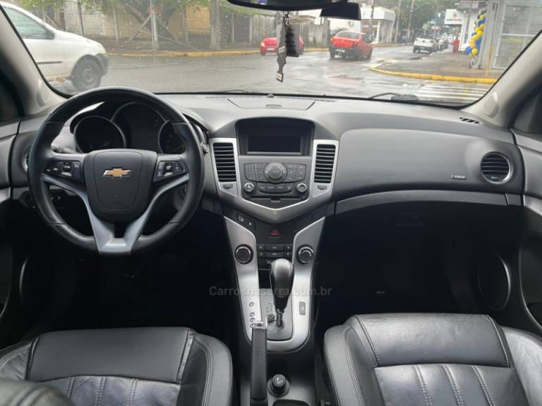 CHEVROLET - CRUZE - 2013/2013 - Preta - R$ 62.000,00