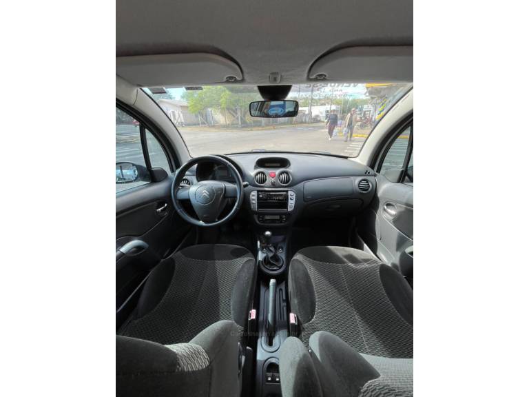 CITROËN - C3 - 2011/2012 - Branca - R$ 31.900,00