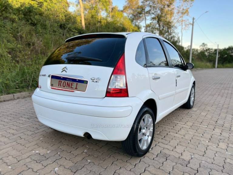 CITROËN - C3 - 2011/2012 - Branca - R$ 31.900,00
