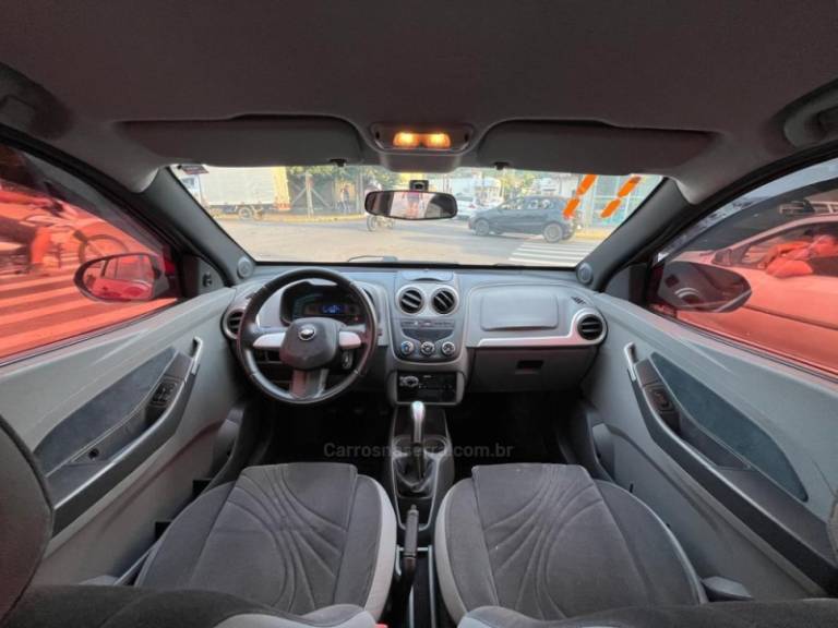 CHEVROLET - AGILE - 2010/2011 - Vermelha - R$ 39.900,00