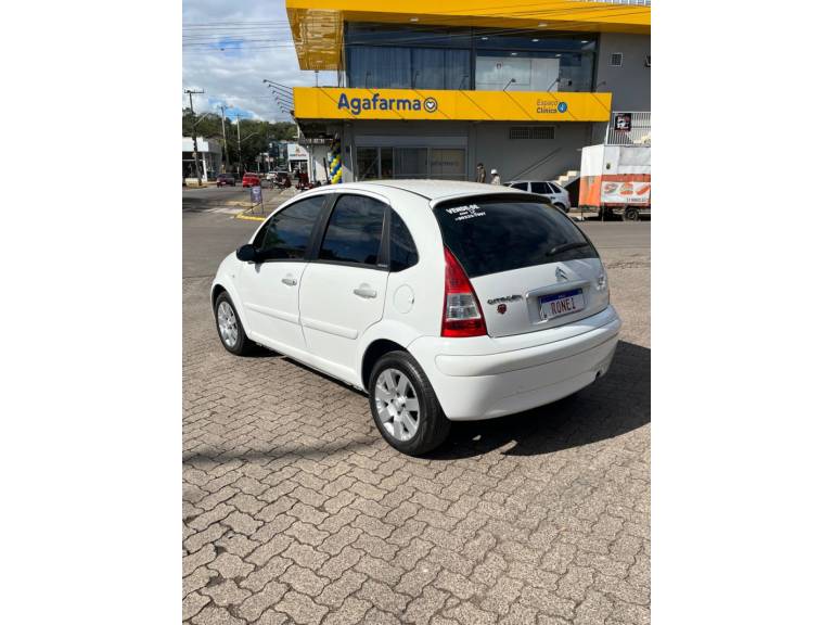 CITROËN - C3 - 2011/2012 - Branca - R$ 31.900,00