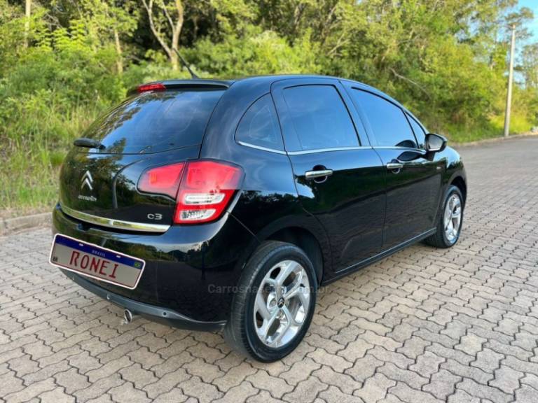 CITROËN - C3 - 2014/2015 - Preta - R$ 47.900,00