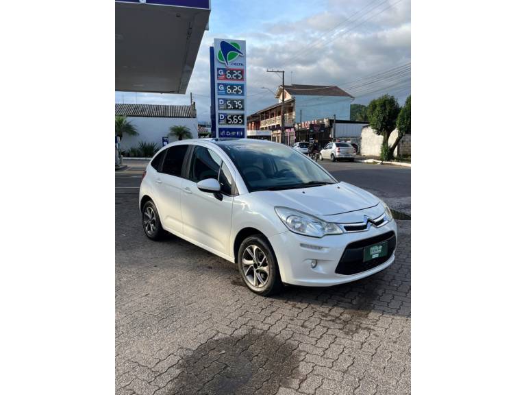 CITROËN - C3 - 2014/2014 - Branca - R$ 41.900,00