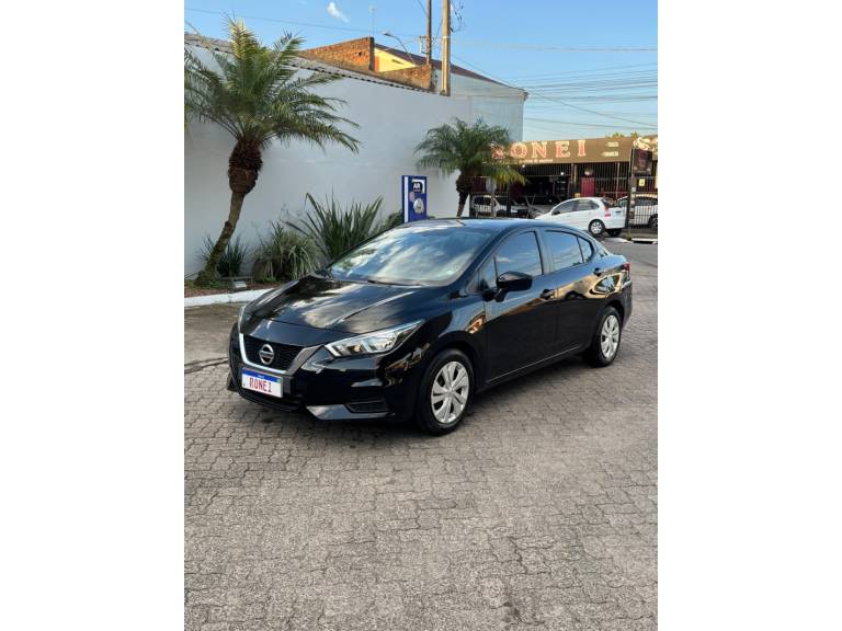 NISSAN - VERSA - 2021/2022 - Preta - R$ 84.900,00