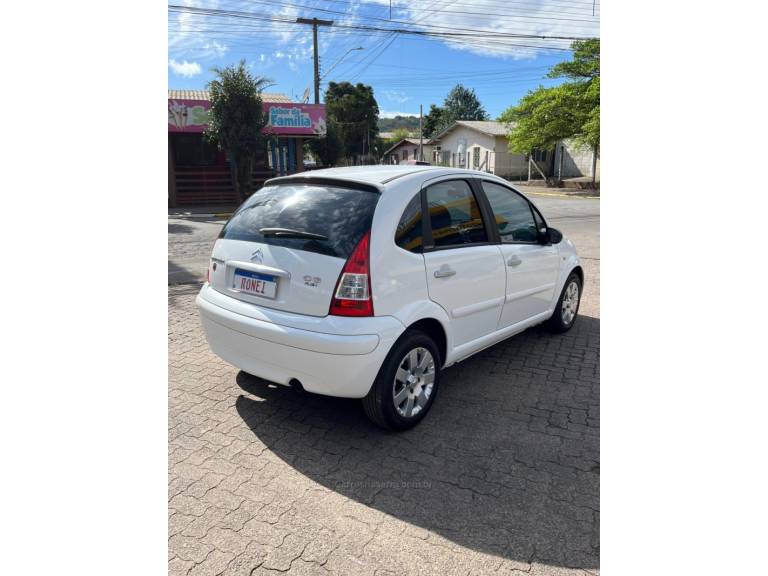 CITROËN - C3 - 2011/2012 - Branca - R$ 31.900,00