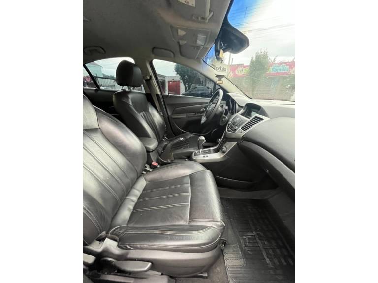 CHEVROLET - CRUZE - 2013/2013 - Preta - R$ 62.000,00