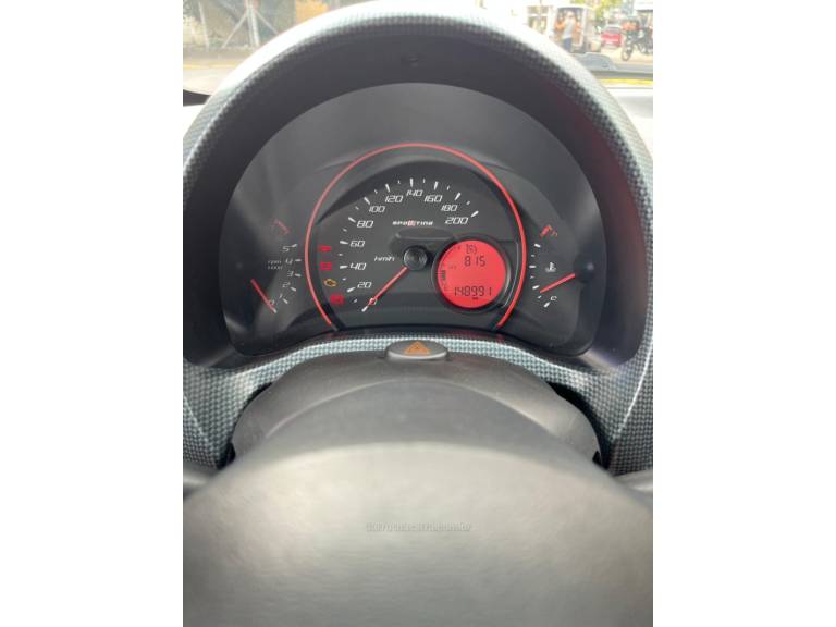 FIAT - UNO - 2011/2012 - Vermelha - R$ 39.900,00