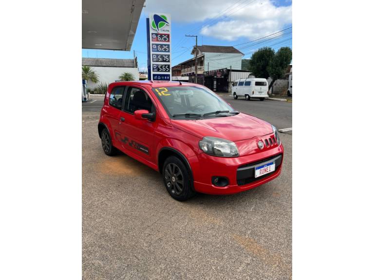 FIAT - UNO - 2011/2012 - Vermelha - R$ 39.900,00