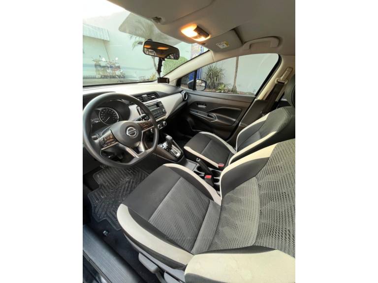 NISSAN - VERSA - 2021/2022 - Preta - R$ 84.900,00