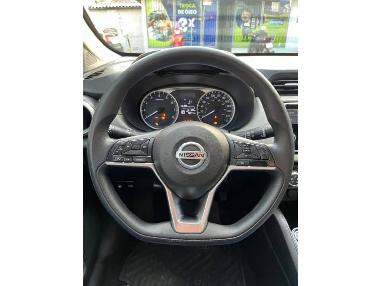 NISSAN - VERSA - 2021/2022 - Preta - R$ 84.900,00