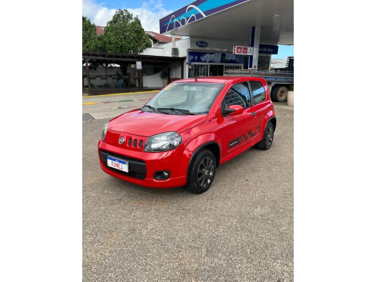 FIAT - UNO - 2011/2012 - Vermelha - R$ 39.900,00