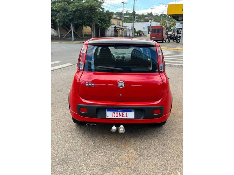 FIAT - UNO - 2011/2012 - Vermelha - R$ 39.900,00