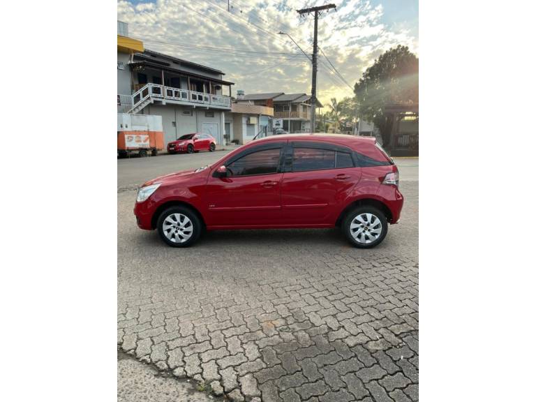 CHEVROLET - AGILE - 2010/2011 - Vermelha - R$ 39.900,00